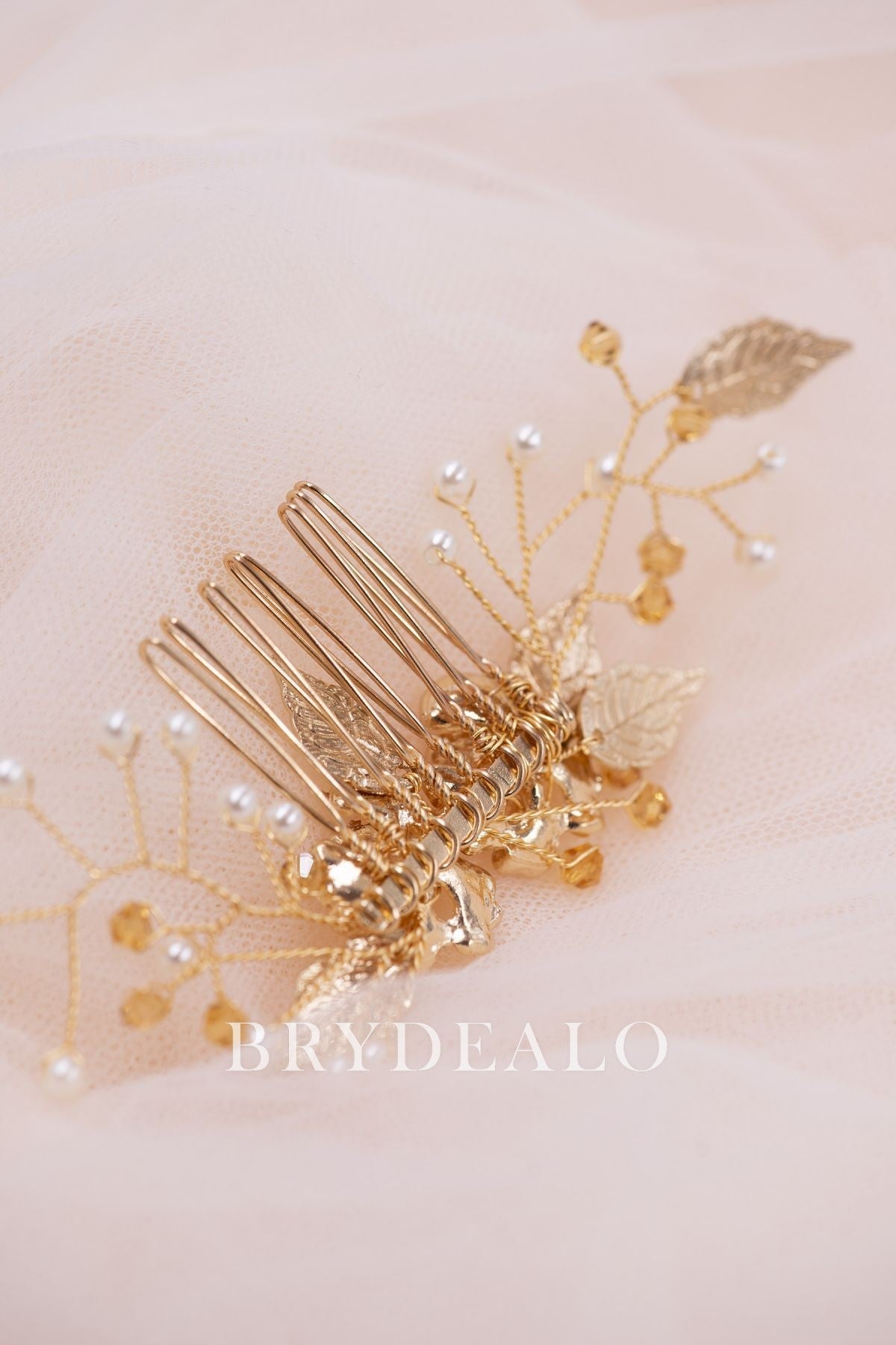 Stylish Pearls Gold Leaf Bridal Comb