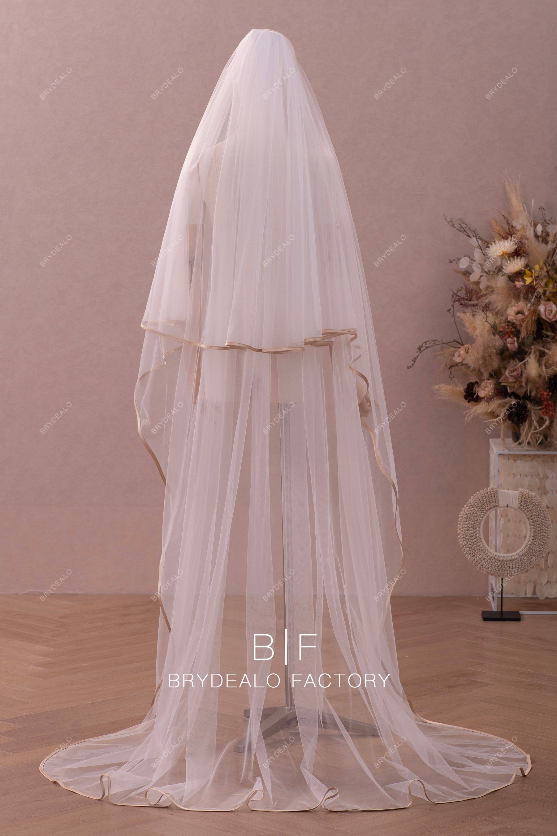 elegant two-tier ribbon wedding veil