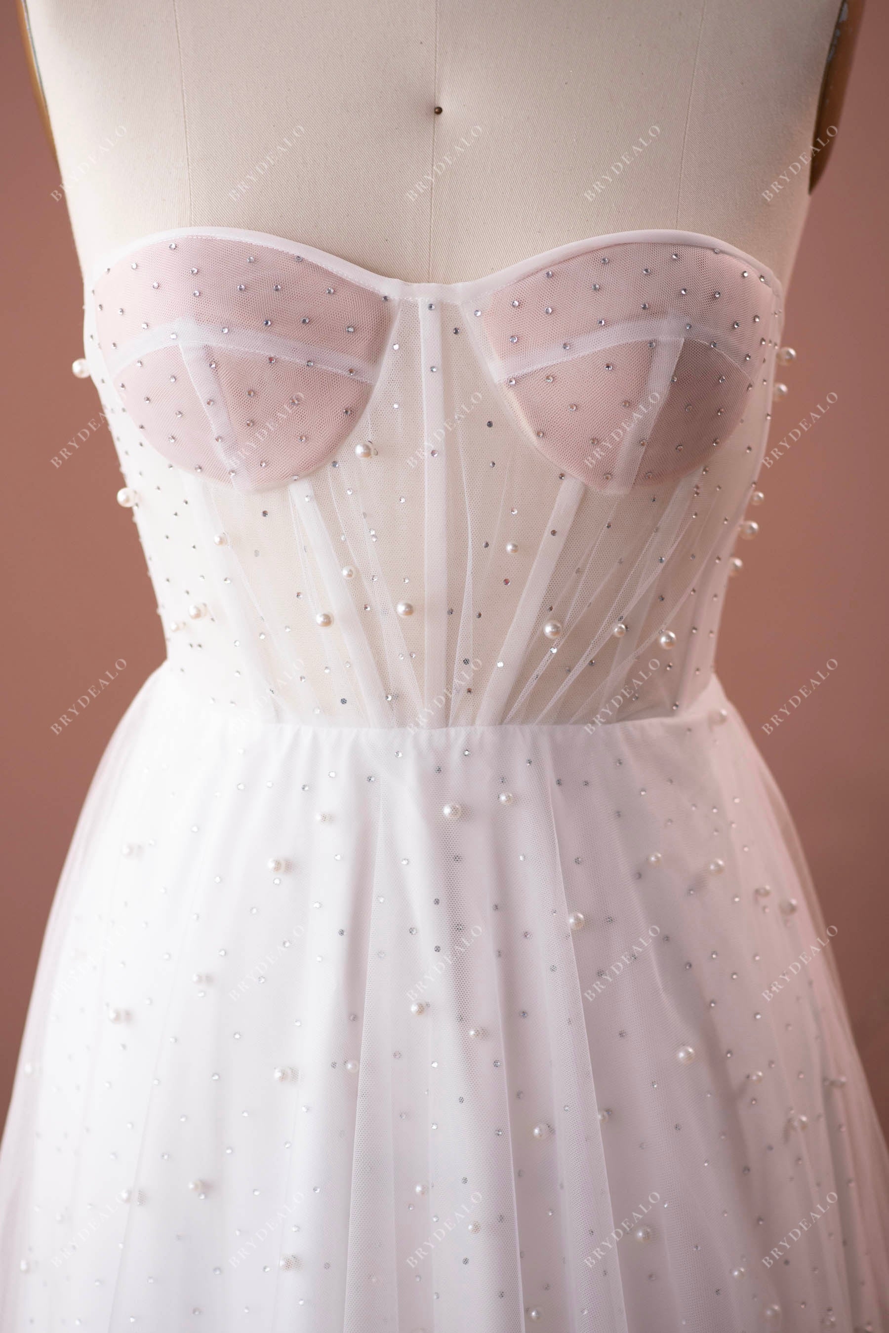 sweetheart neck strapless corset modern wedding dress