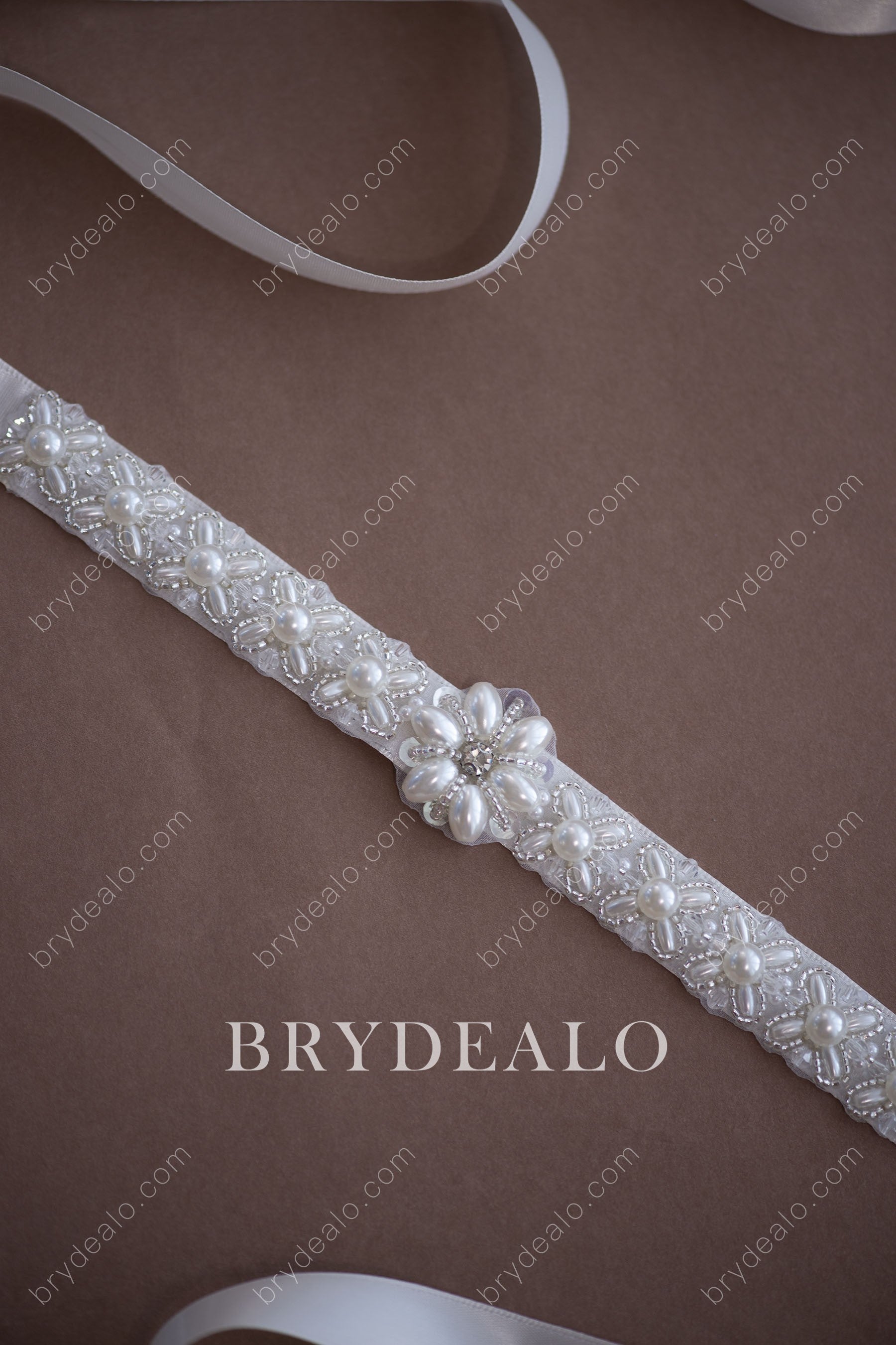 Fashion Ingenious Pearls Crystals Bridal Sash