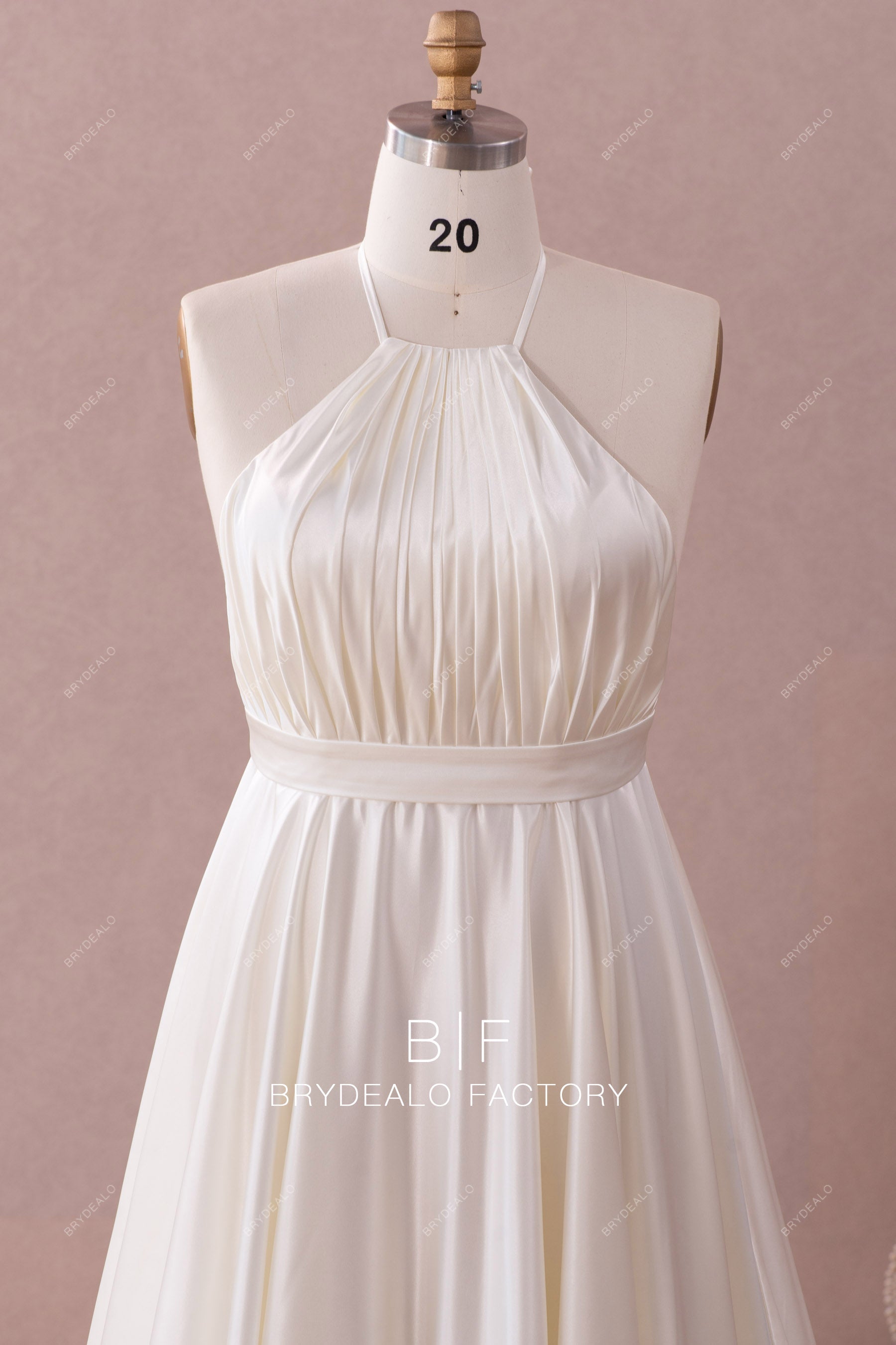 ivory pleated halter sleeveless wedding dress