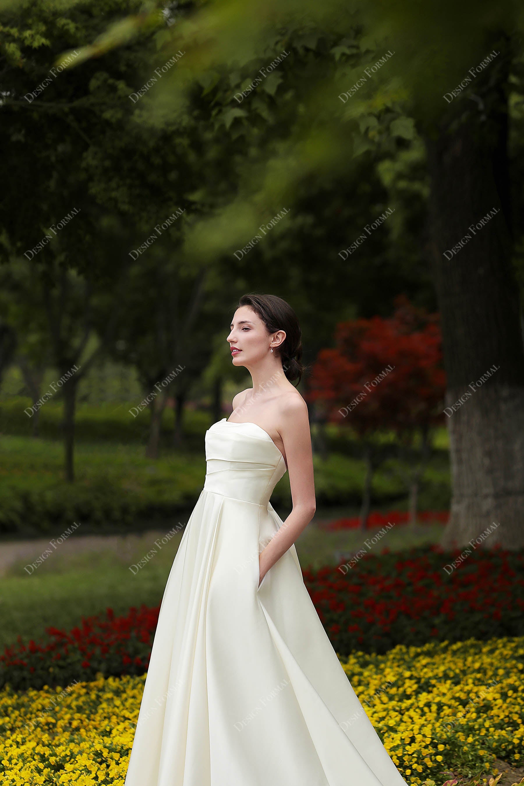 Ivory Pockets Bridal Dress
