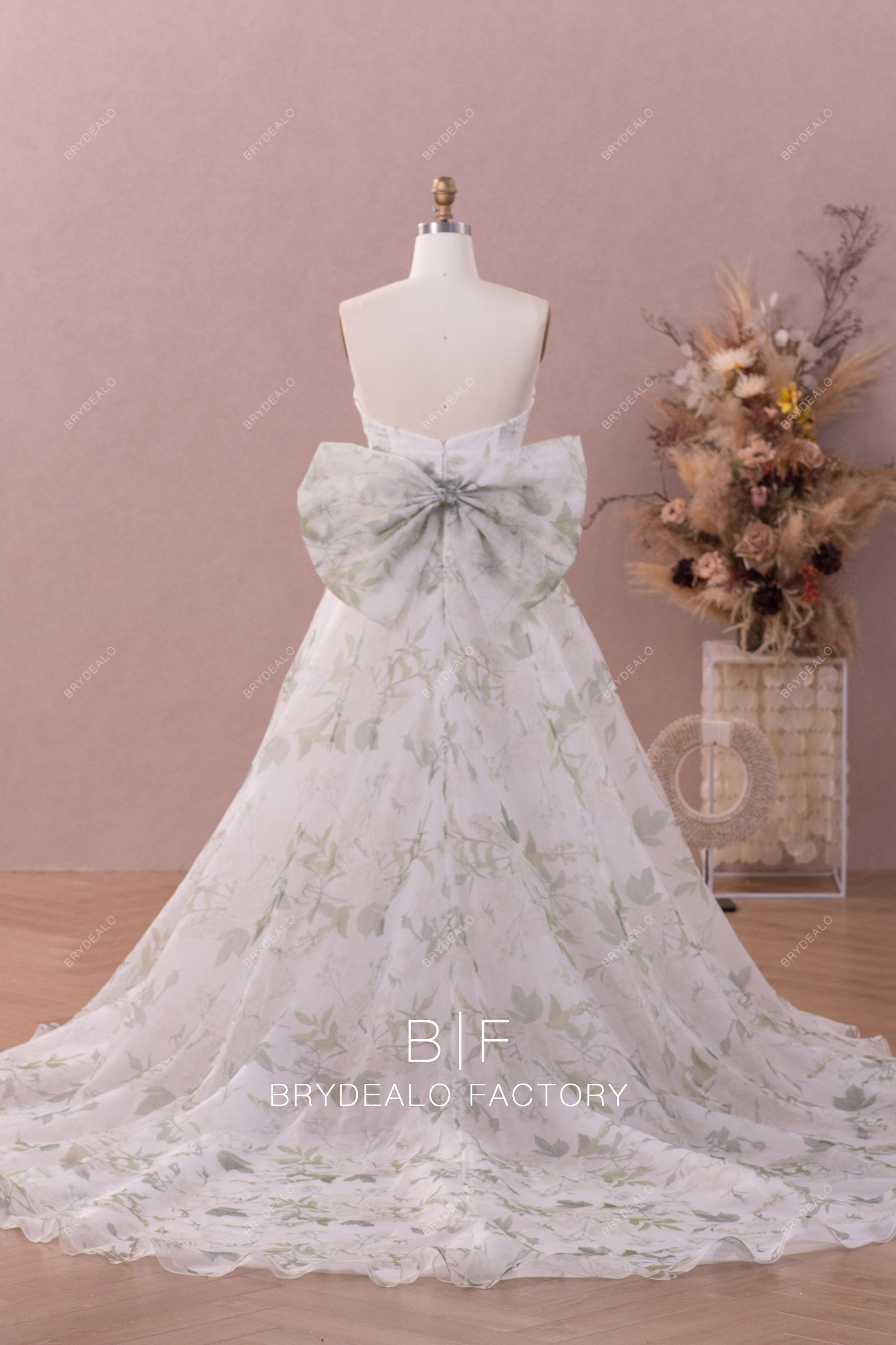 open back floral bow organza Fall wedding dress