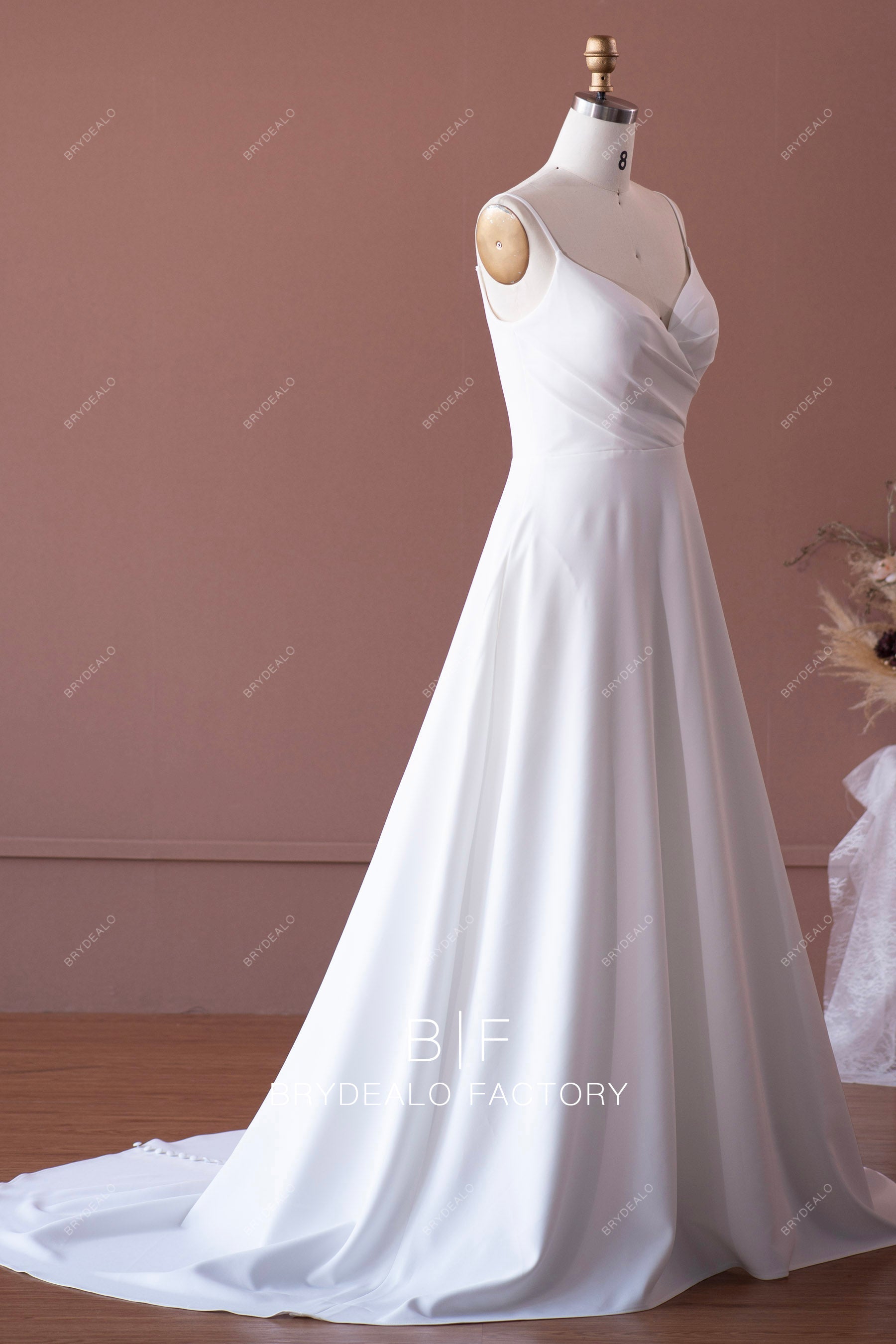 sweep train sleeveless A-line vintage wedding gown
