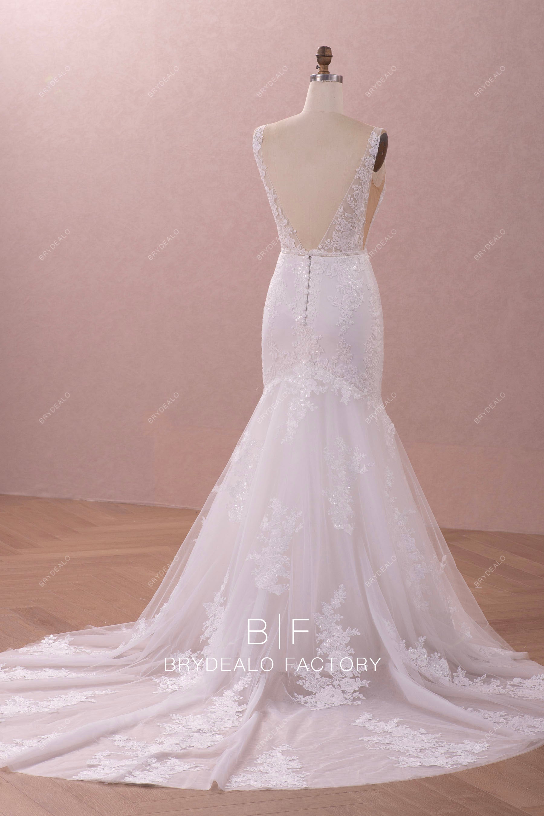 open back long trumpet bridal gown