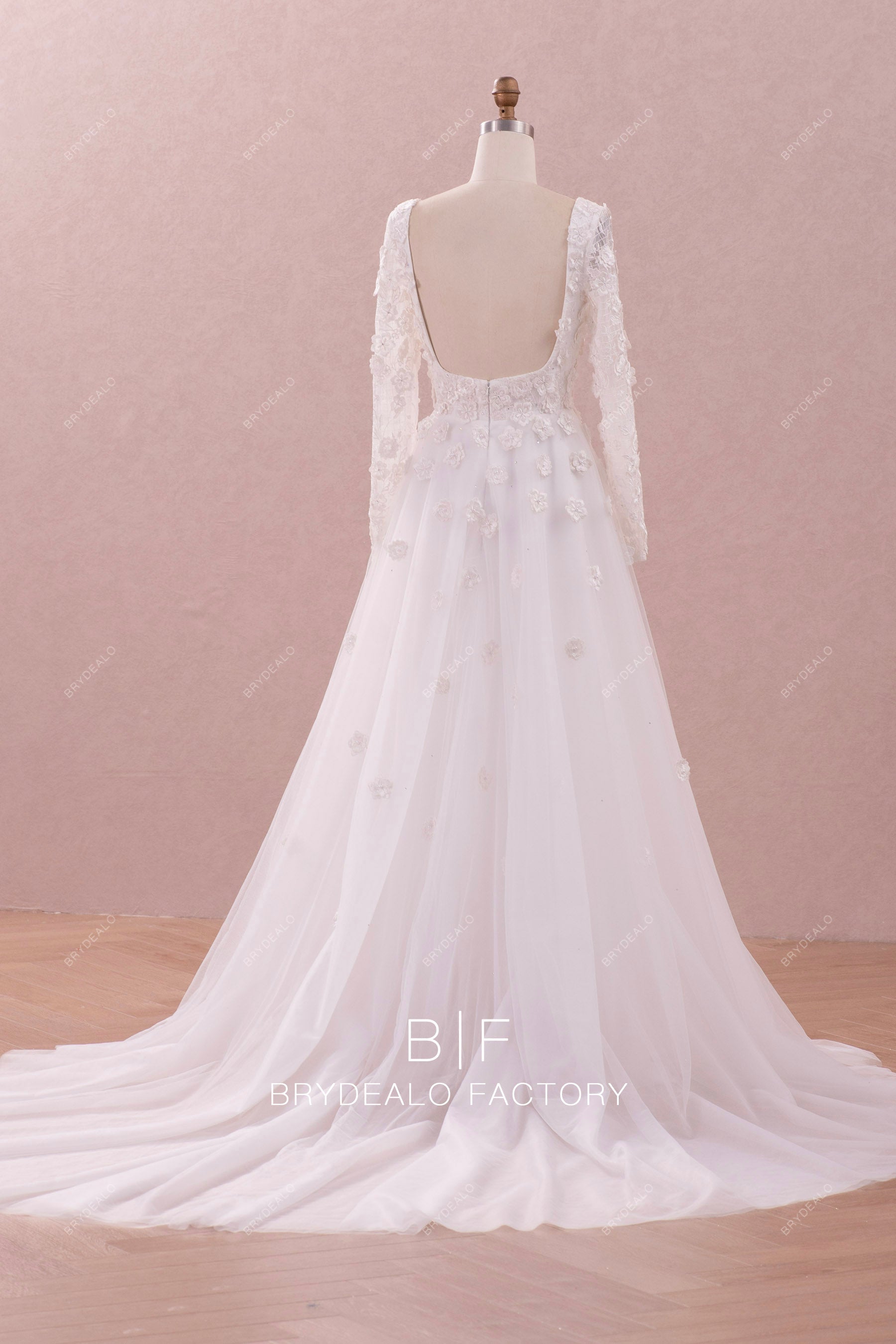 alluring open back long sleeve lace tulle wedding dress
