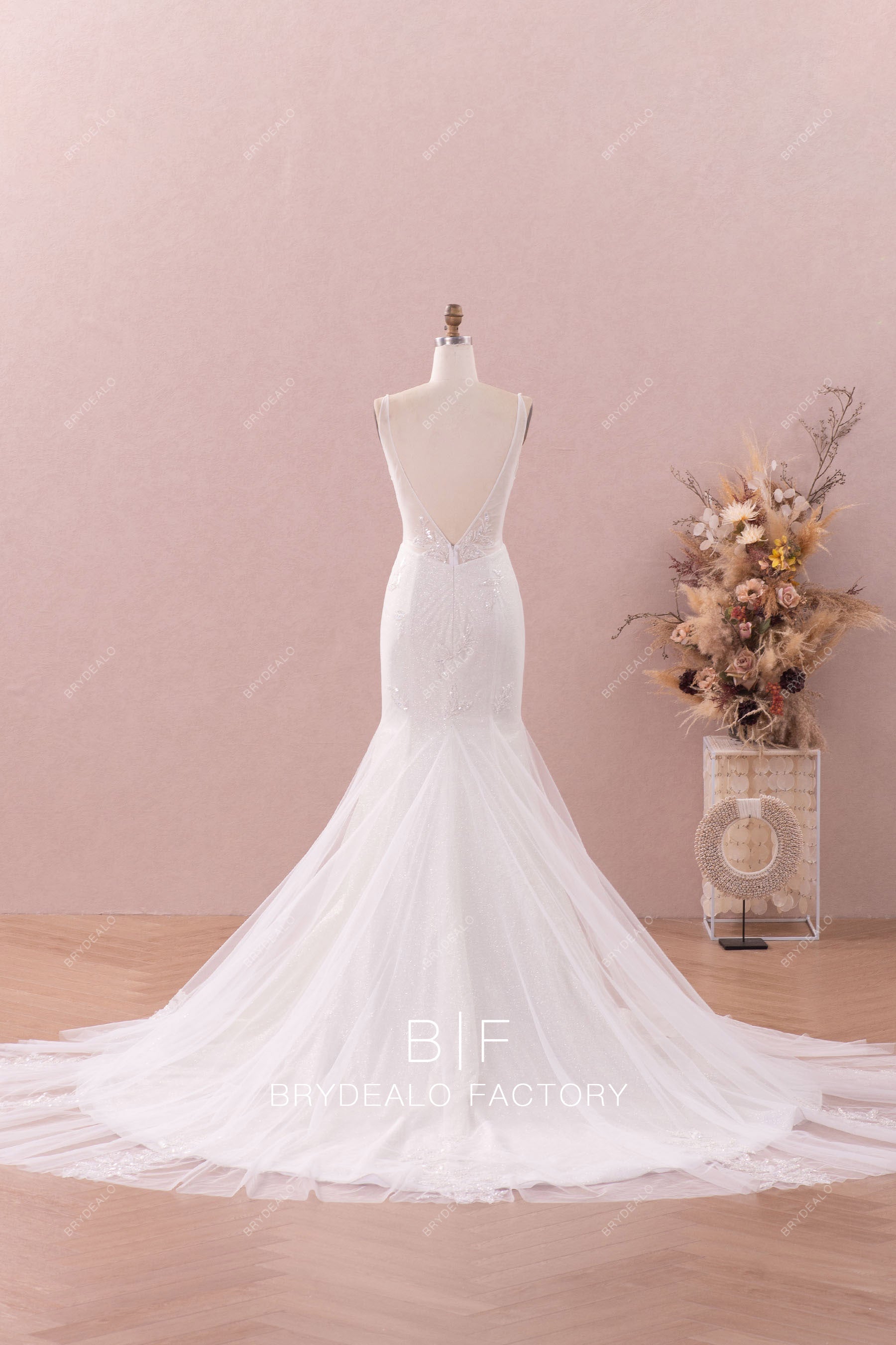 mermaid long train open v-back wedding dress