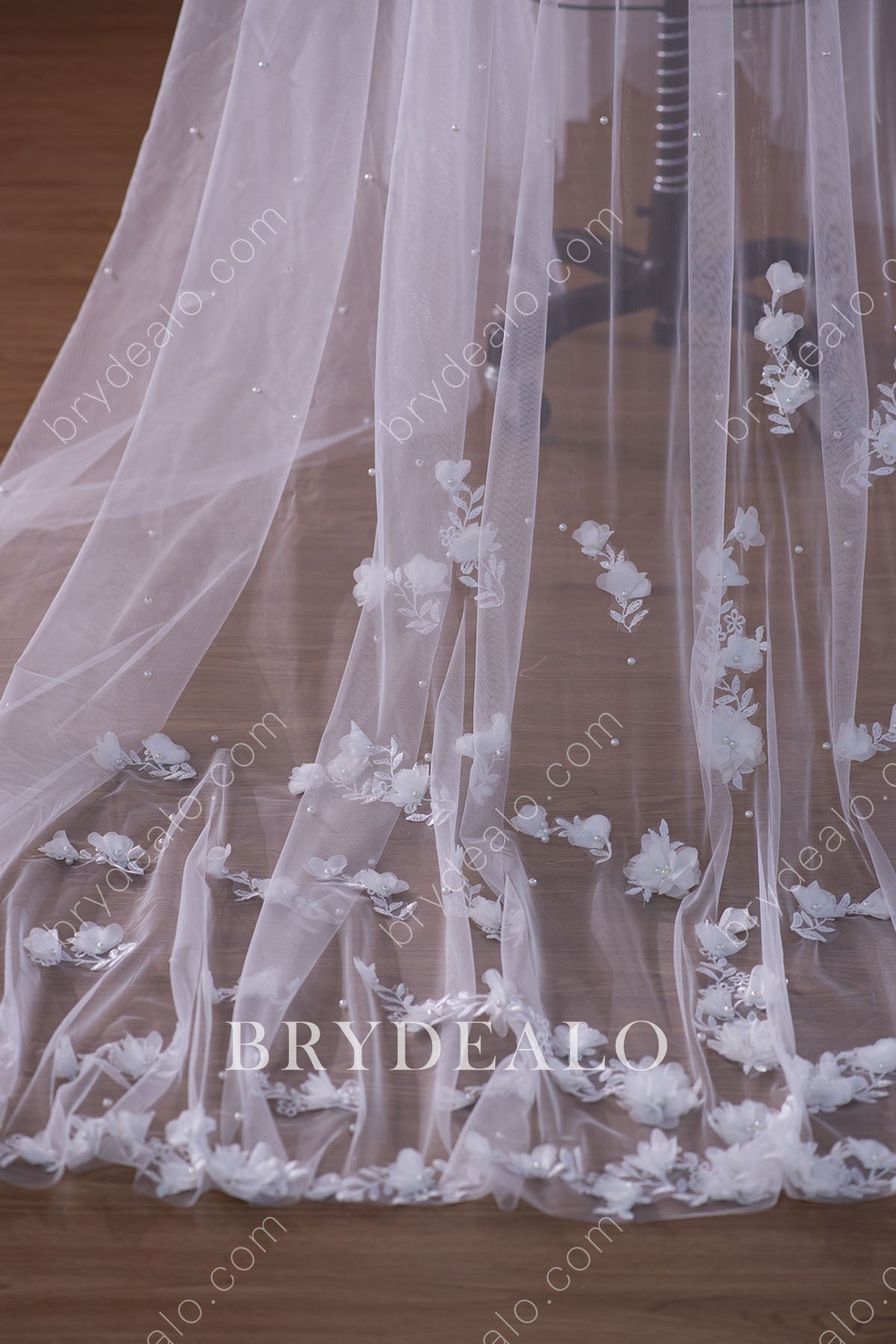 pearls 3D flower  bridal veil 