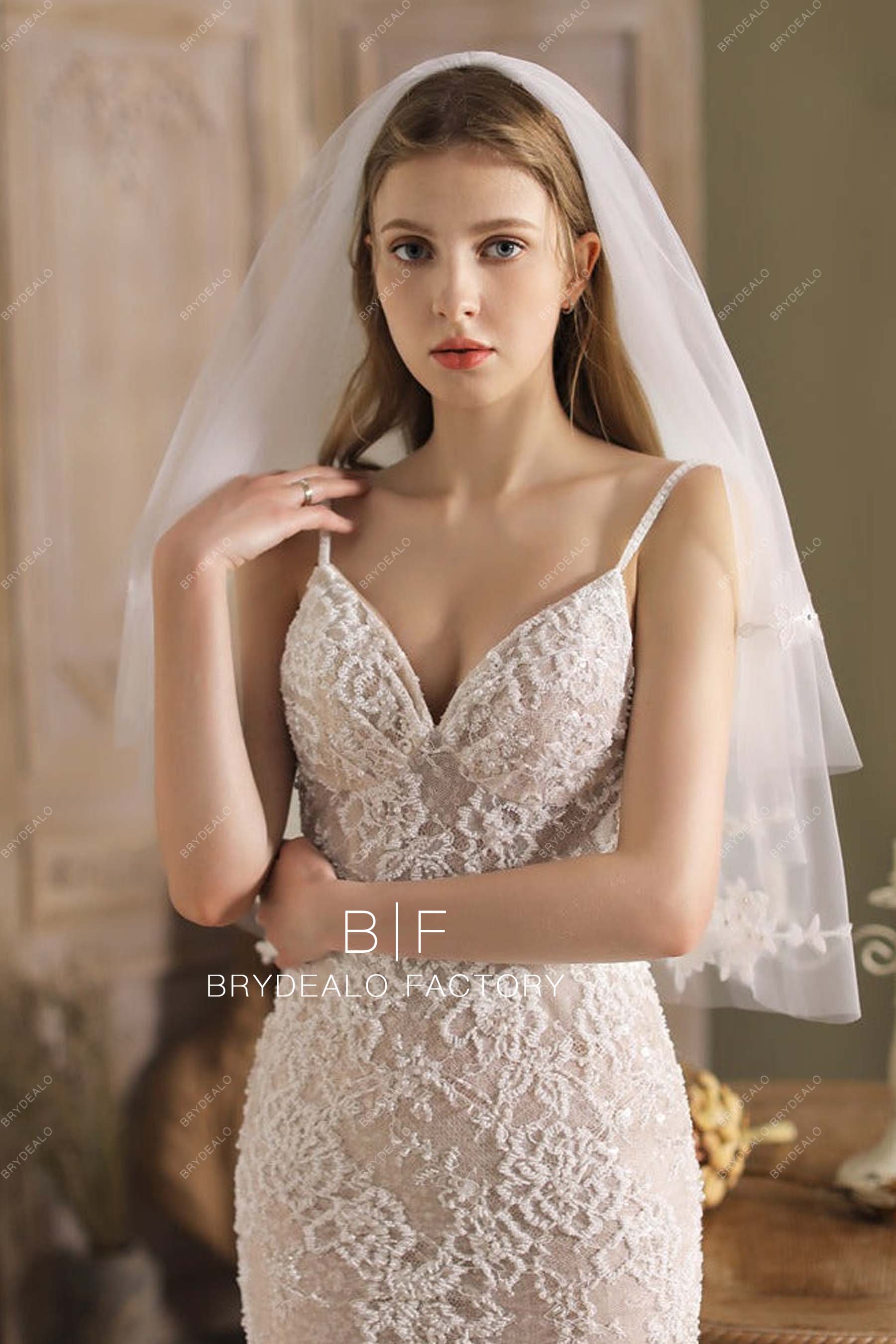 Two-Tiered Lace Bridal Veil Elbow Length Wedding Veil