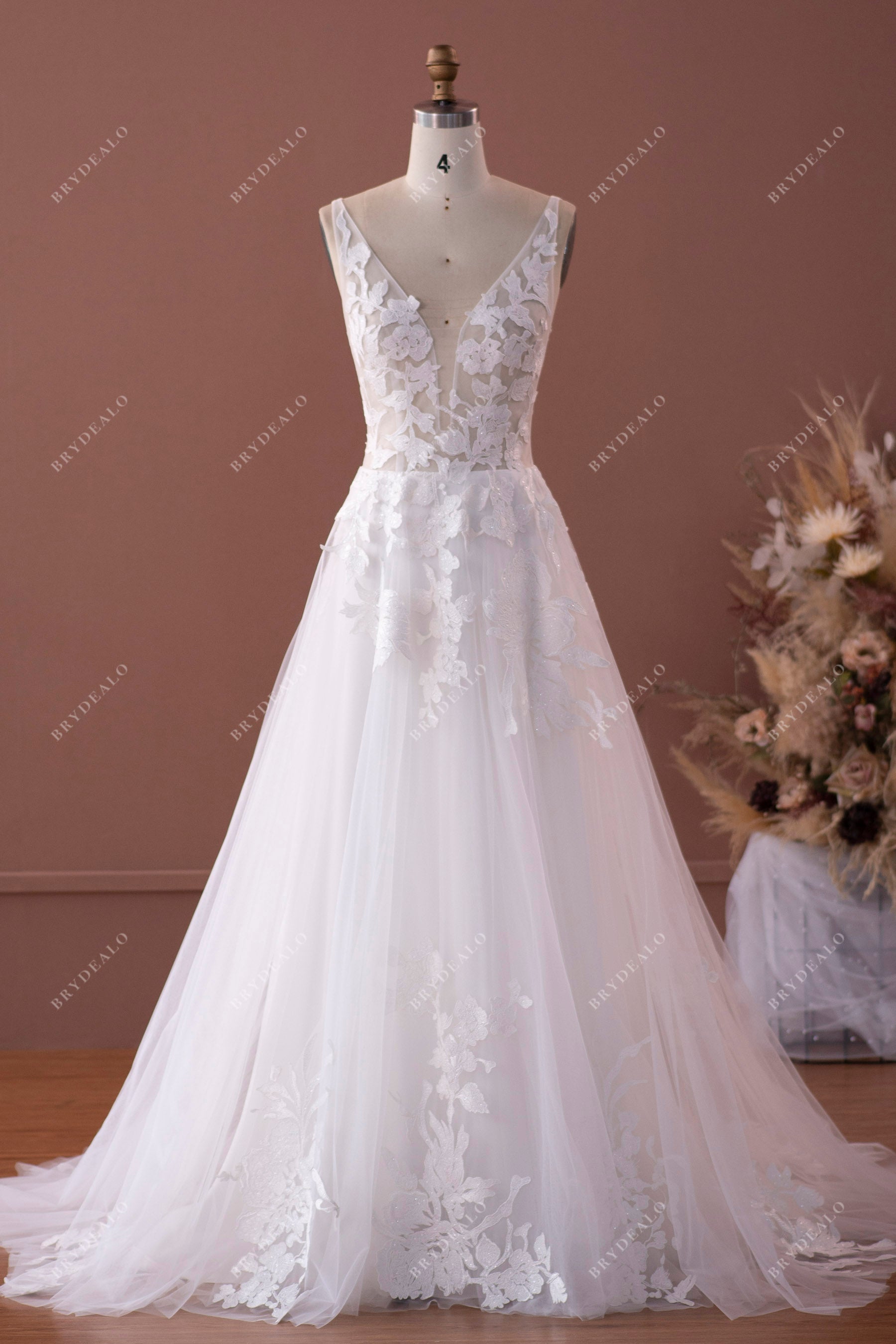 Deep V-neck Designer Lace Tulle Wedding Dress