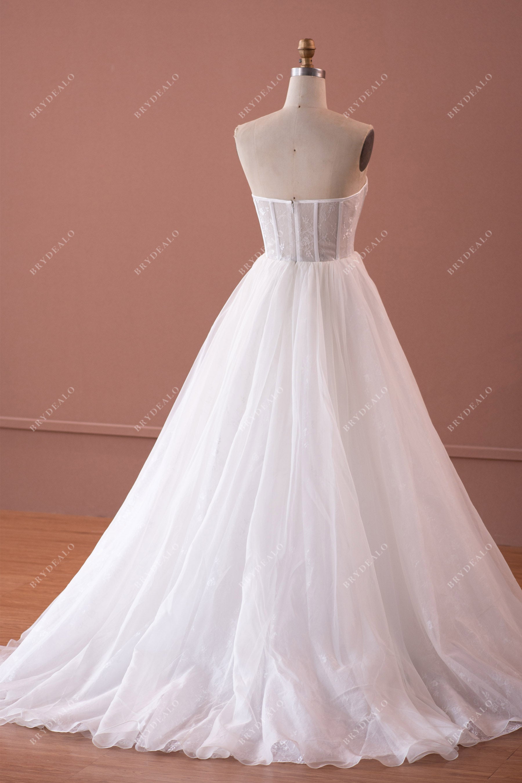 strapless visible boning vintage lace wedding ball gown
