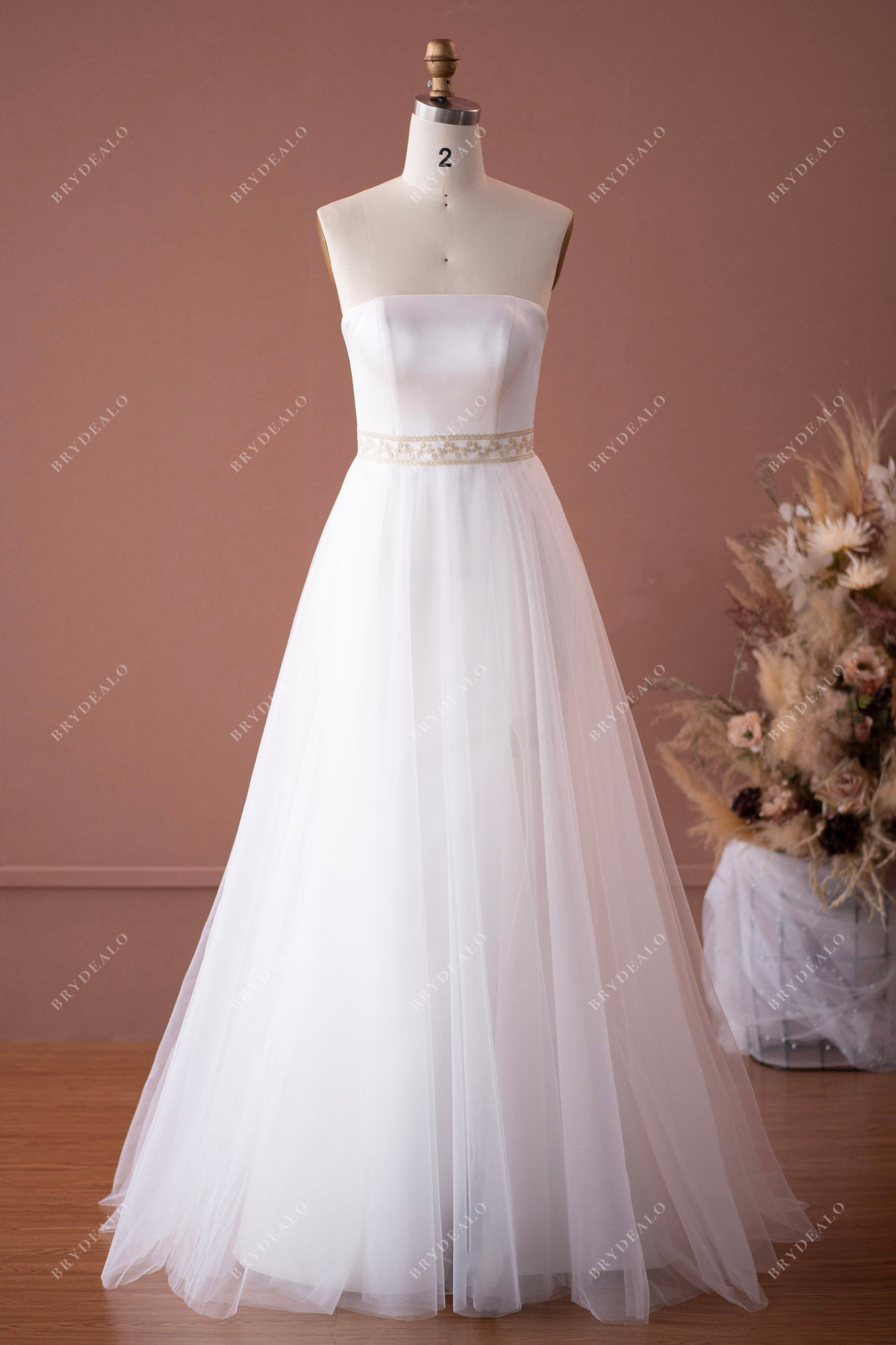 Vintage Strapless Straight Neck Satin Tulle A-line Wedding Dress
