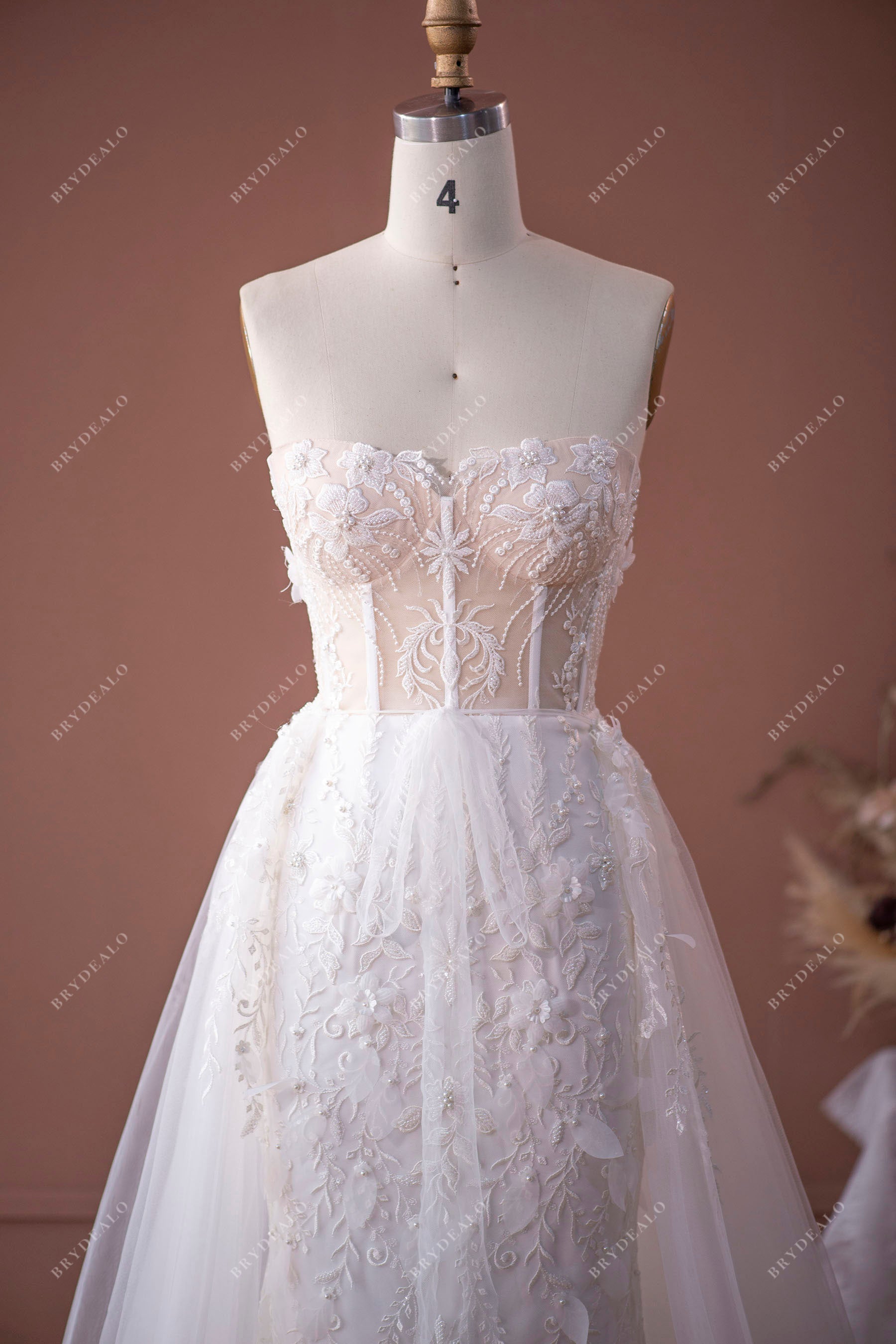 sweetheart neck strapless corset lace garden bridal gown