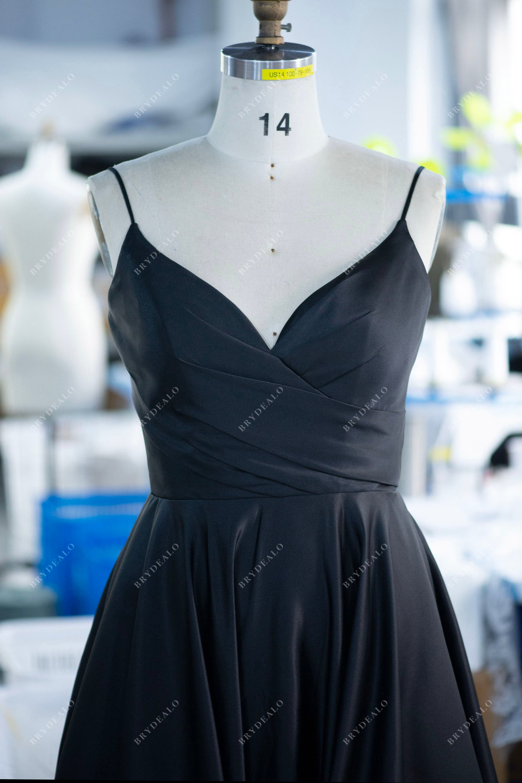 wholesale black elegant wrapped V-neck wedding gown