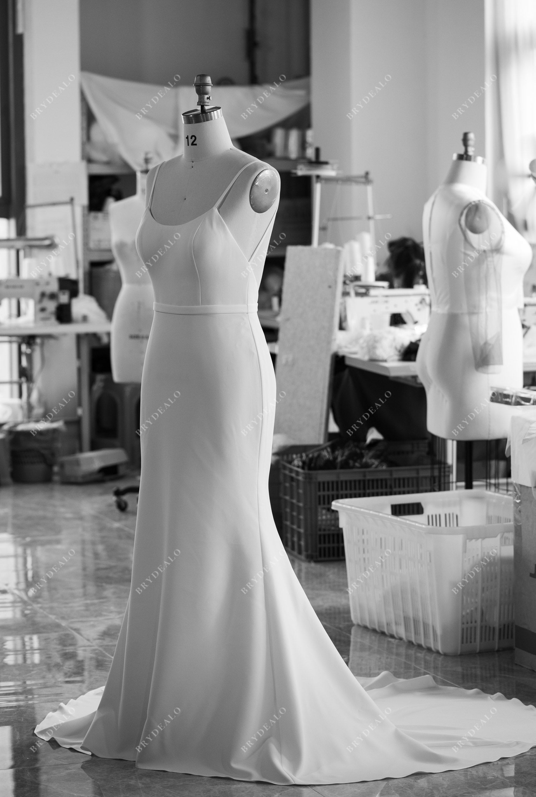 spaghetti straps designer sleeveless crepe mermaid wedding dress