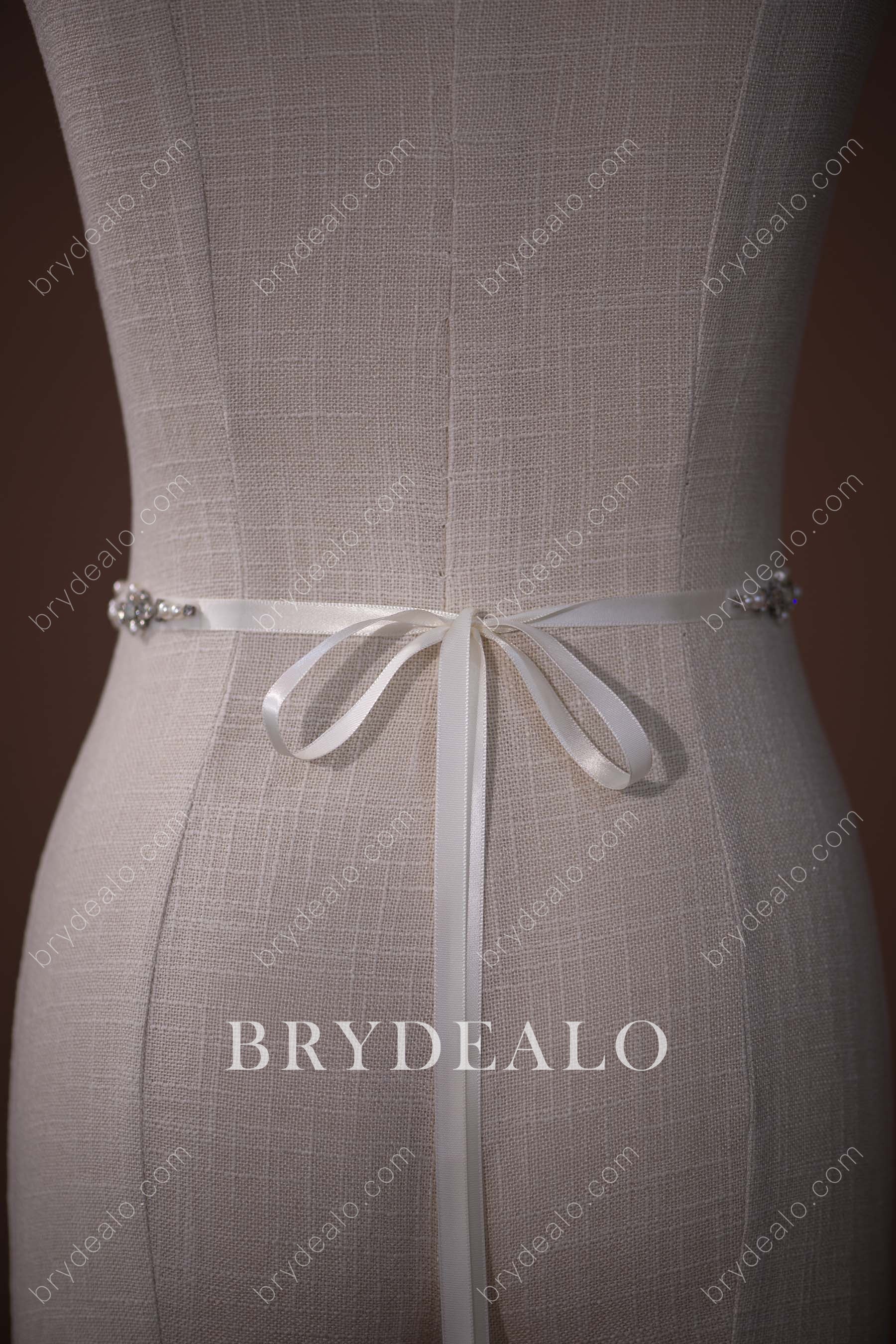 Glamorous Pearls Crystals Bridal Sash_Brydealo