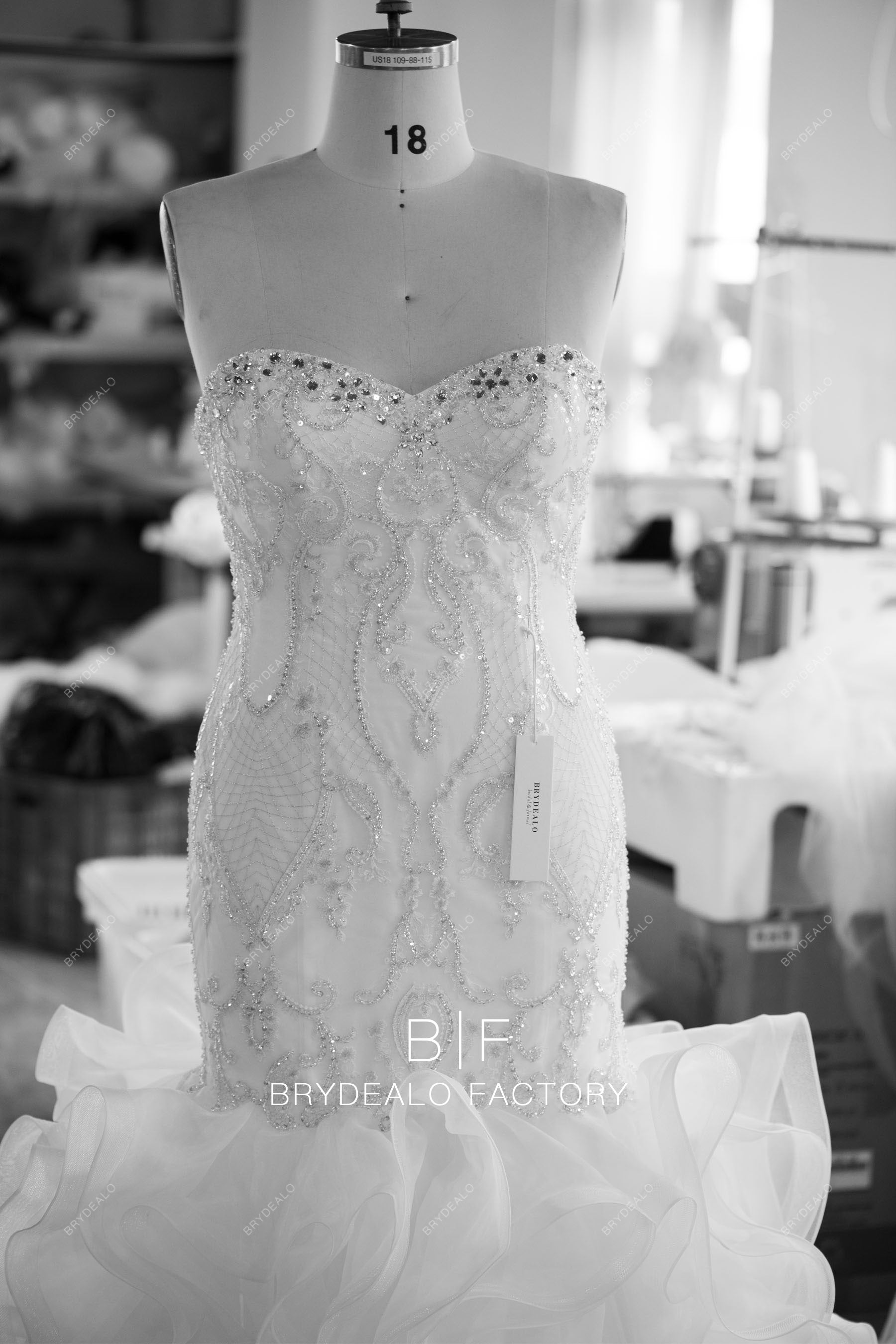 sparkly rhinestone sweetheart sleeveless lace organza wedding dress