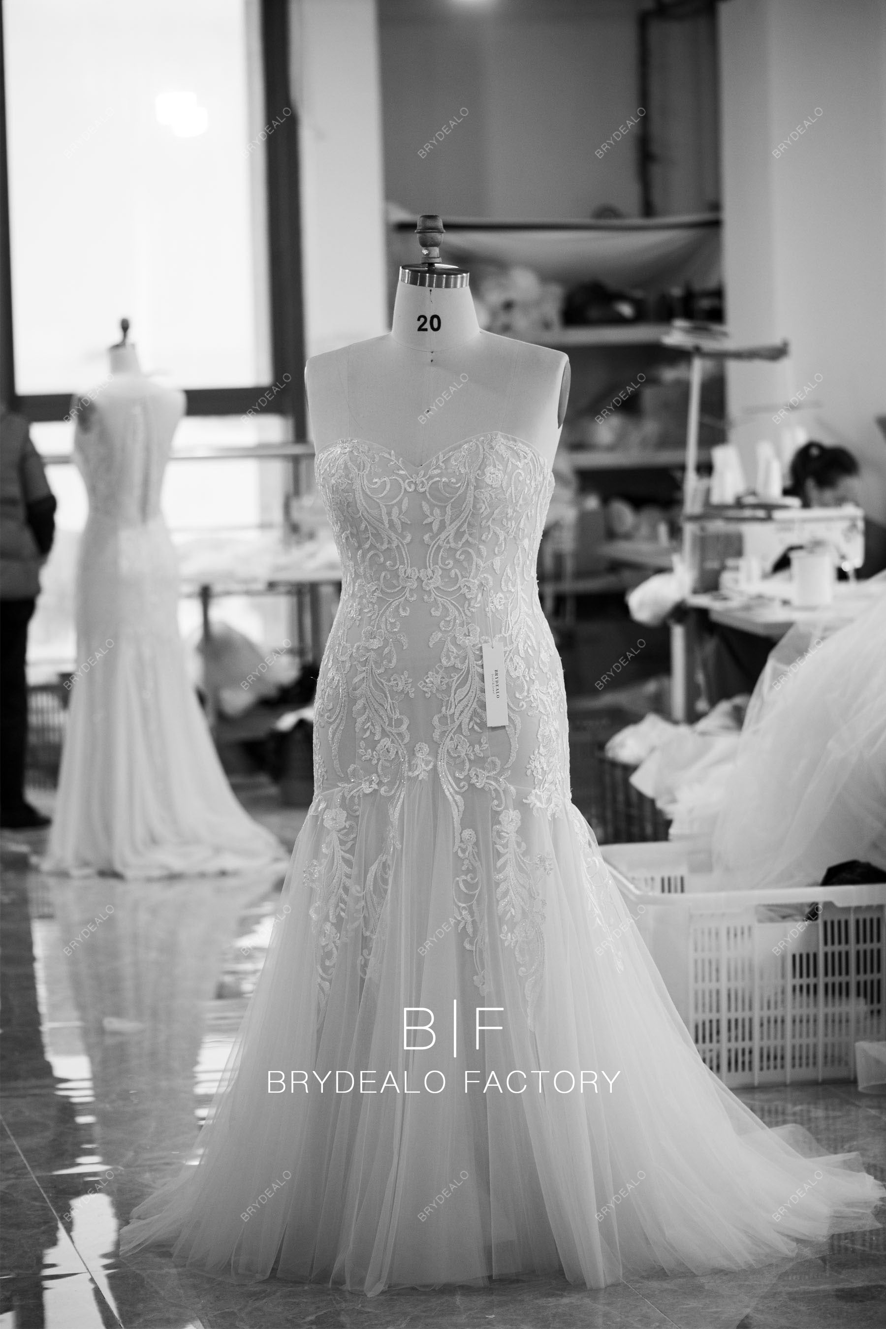custom-made strapless lace mermaid wedding gown